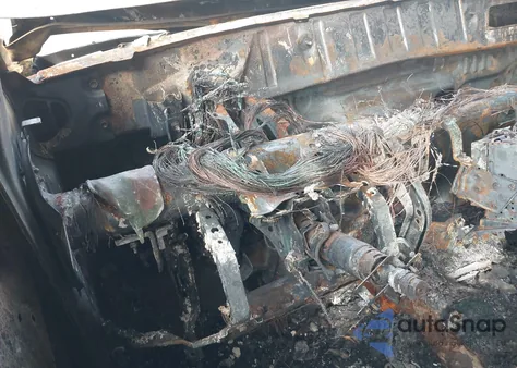 2018 Toyota Tundra Sr5 5.7L V8 z USA, uszkodzony, nr VIN 5TFDW5F1XJX730763